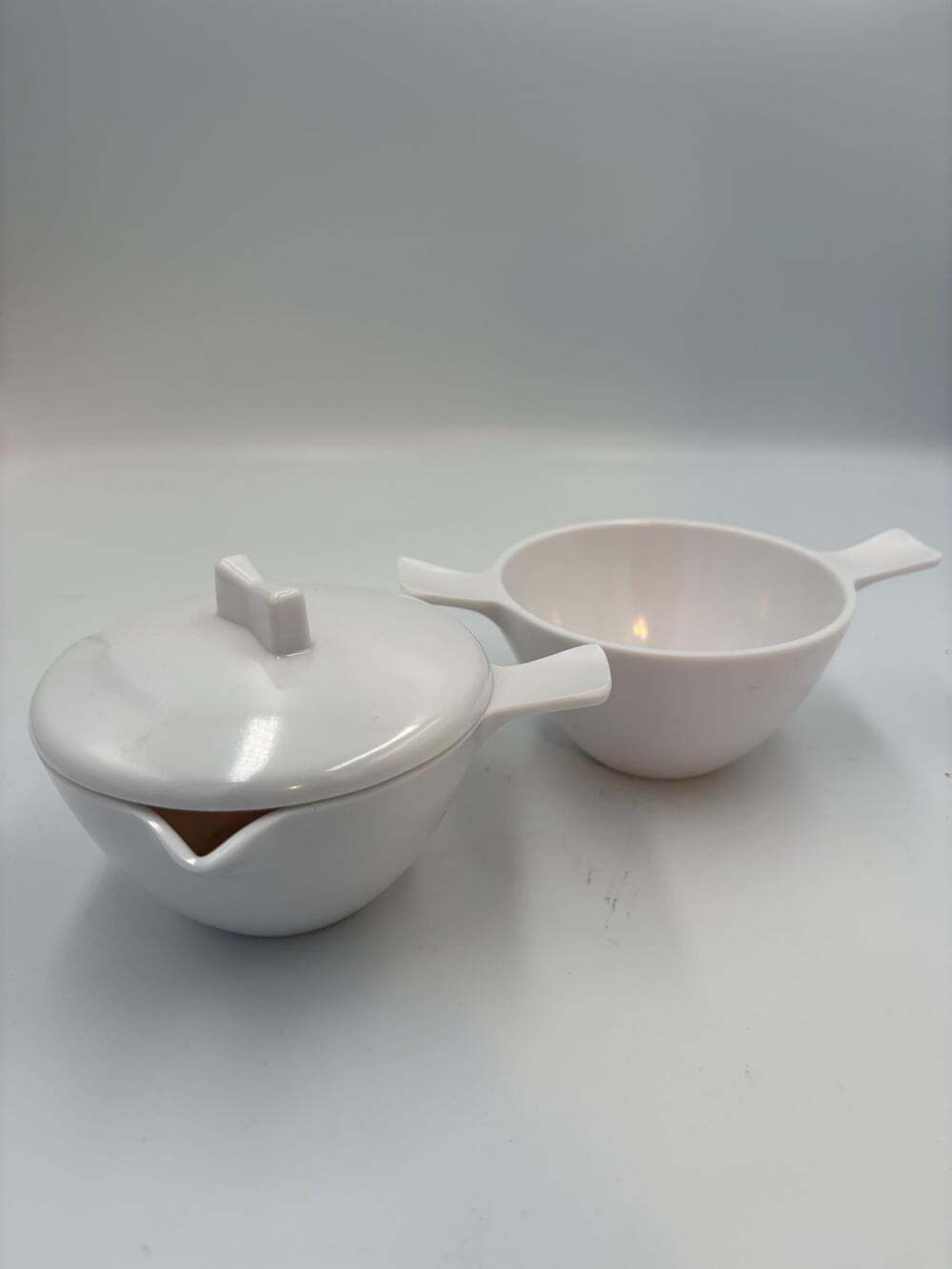 Vintage White Creamer & Sugar Bowl Set | 1950s Mid Century Melamine | Chicago US